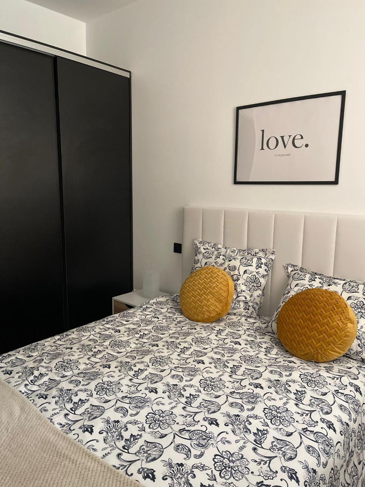 Exyca Metropolitano Apartment มาดริด ภายนอก รูปภาพ