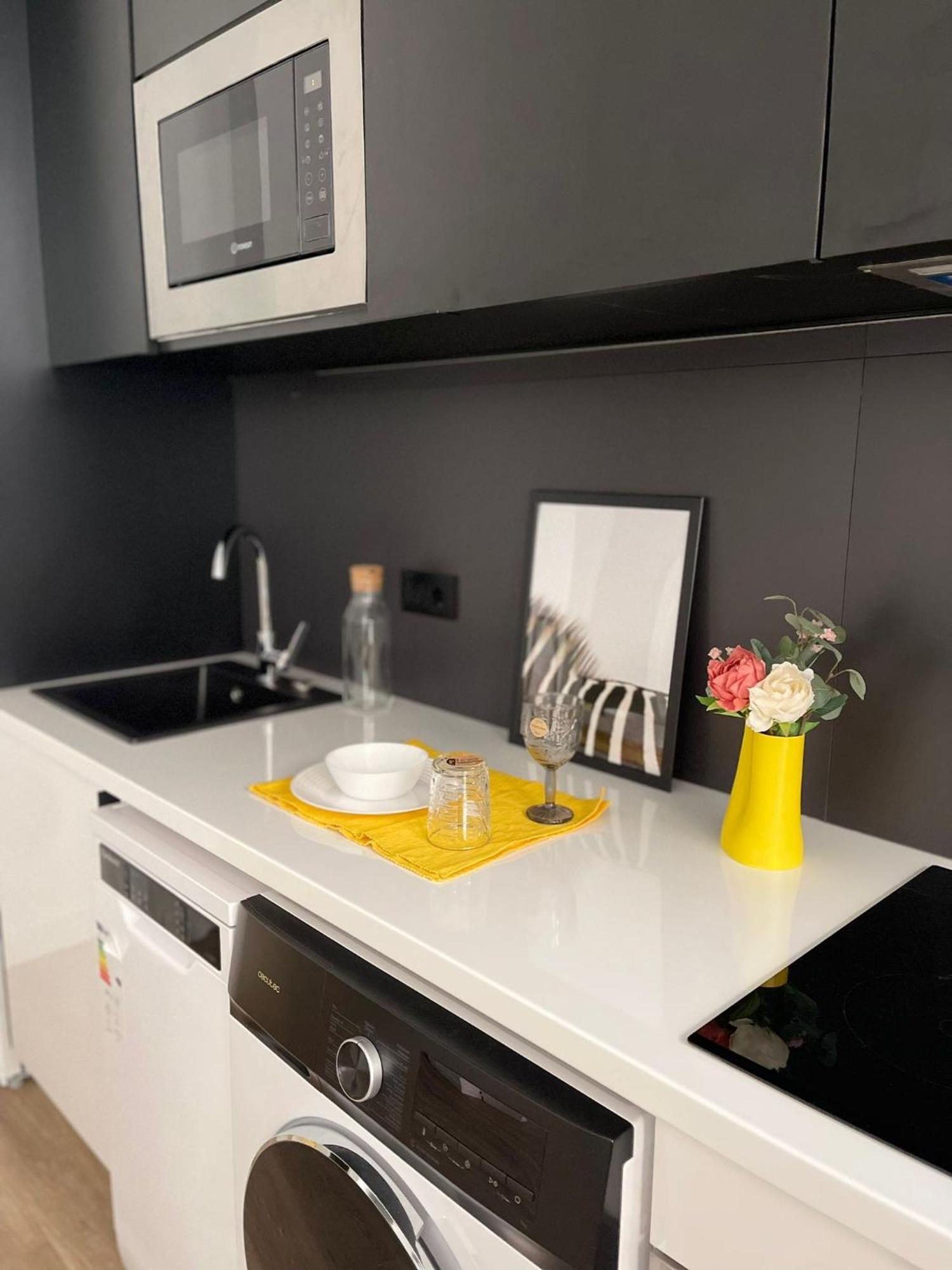 Exyca Metropolitano Apartment มาดริด ภายนอก รูปภาพ